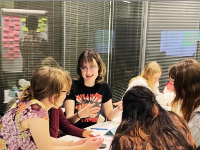 A group of students participating in a Fast-Track Feedback workshop.